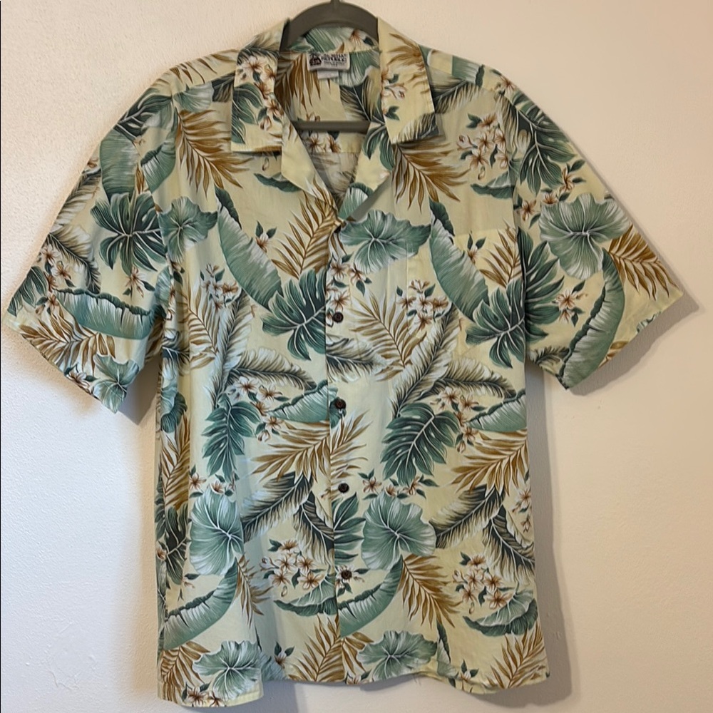 Aloha Republic XL Hawaiian Green and Tan Leaf Print Shirt